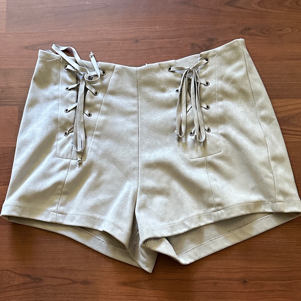 Glamorous gray High Waist Shorts